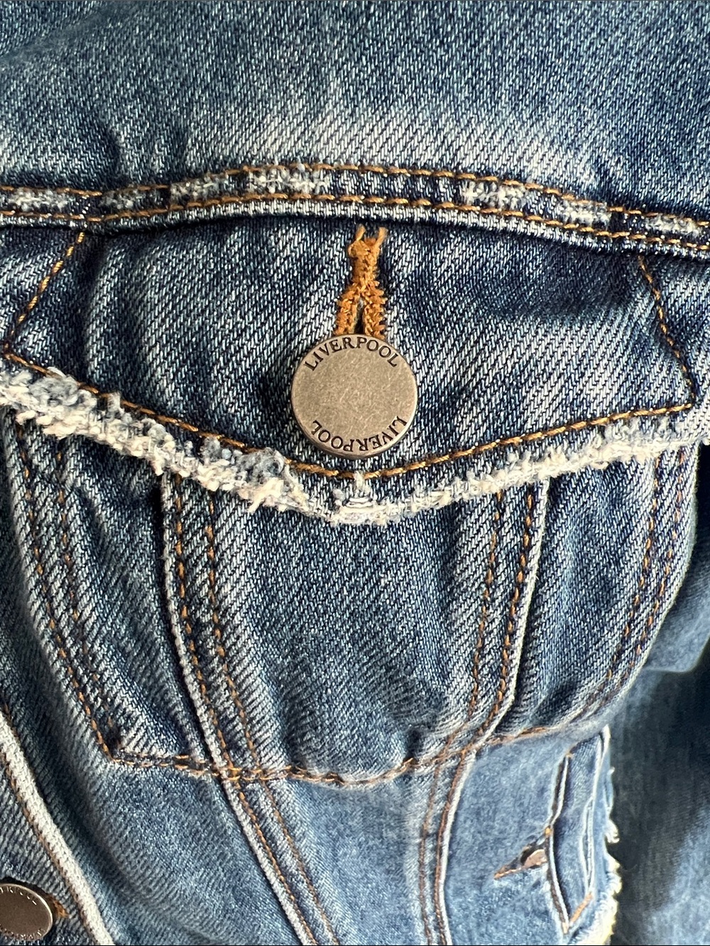 Liverpool Los Angeles Distressed Jean Jacket - Picture 5 of 11